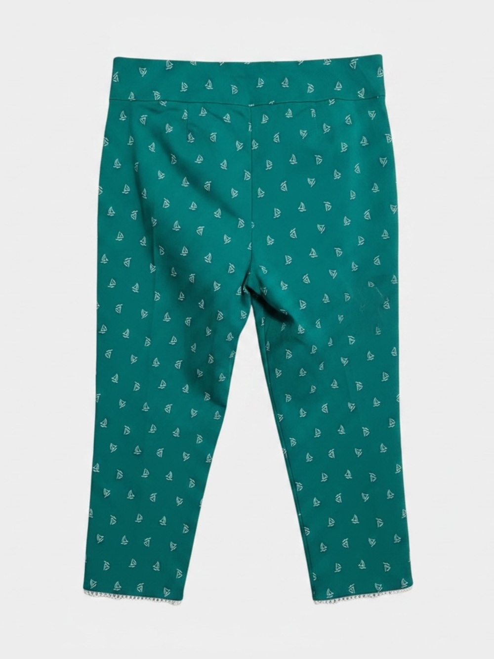 Chicos Perfect Stretch Sailboat Print Capris w/ Ankle Detail.  Size 1.5 (10) - Picture 2 of 5